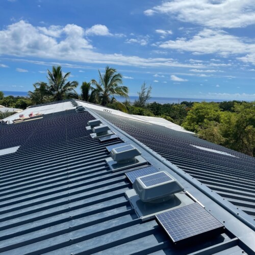 IMG_1638 Extracteurs d'air sur toit